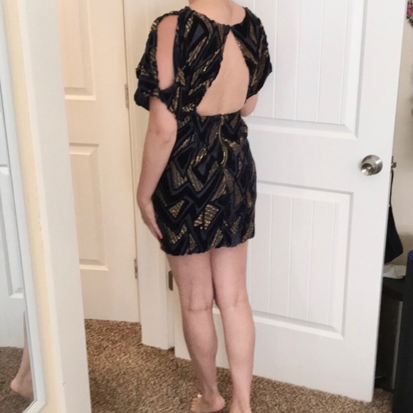 Yumi Kim cocktail dress. - Picture 2 of 6